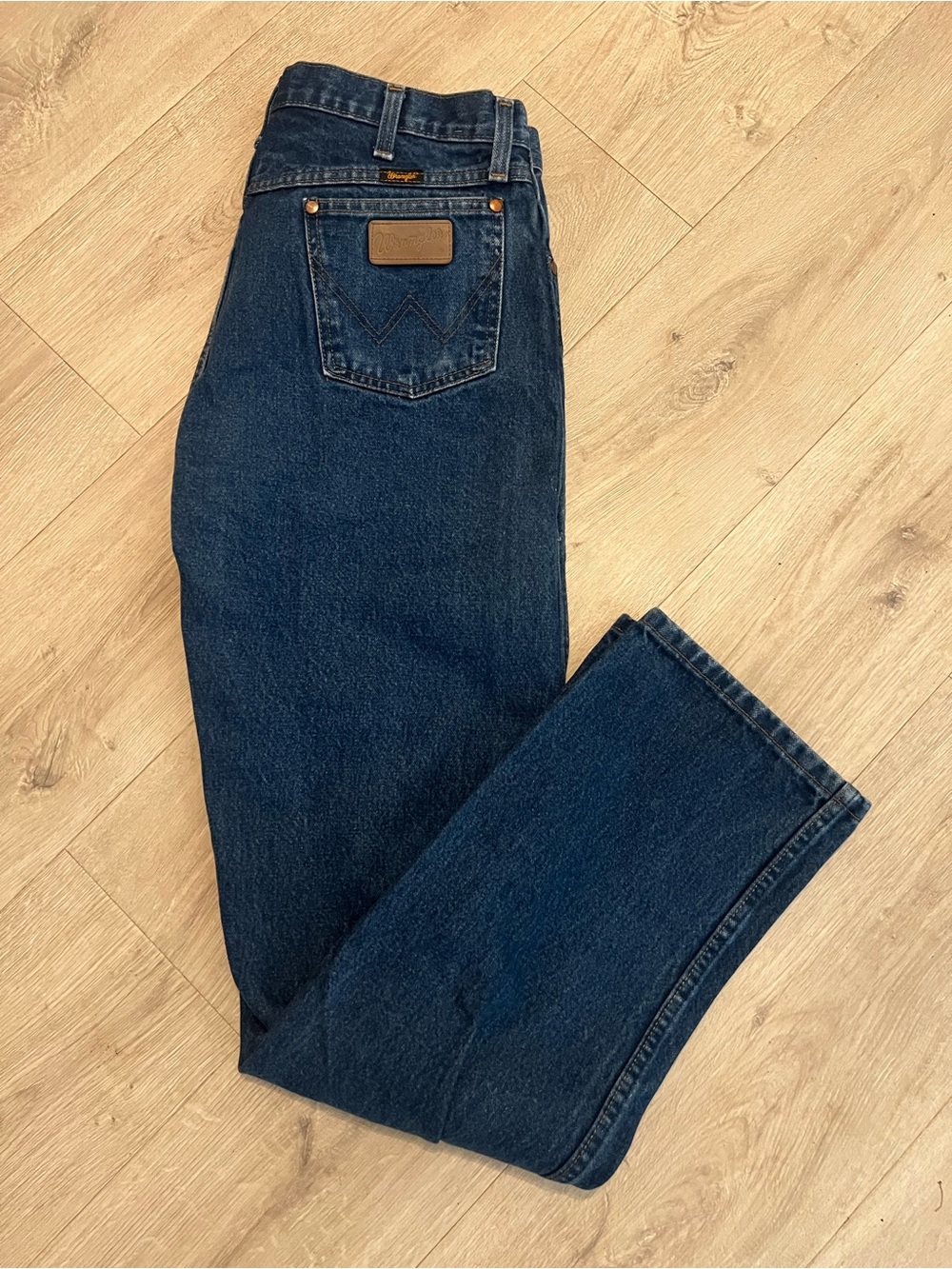 Wrangler Men’s Dark Blue Relaxed Fit Jeans